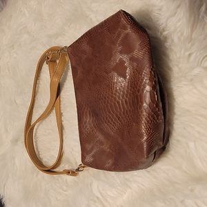 AmeriMode crossbody bag